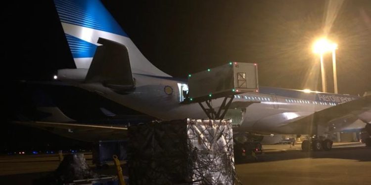 El dilema de la cereza: ¿La primera exportación es la que sale antes o la que llega más rápido?