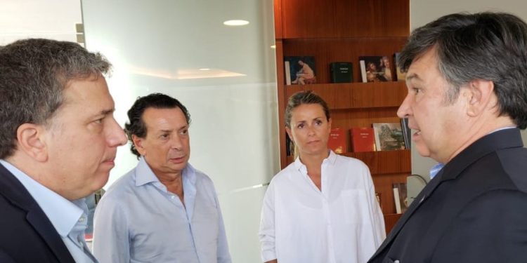 Sica y Etchevehere, a las piñas por ver quien maneja las cuotas de exportación