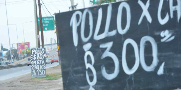La carne de pollo le ganó por mucho a la inflación en 2018