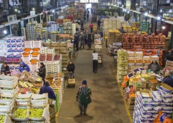 Crónicas robadas: Verduras “envenenadas” en el Mercado Central y una lección de buen periodismo