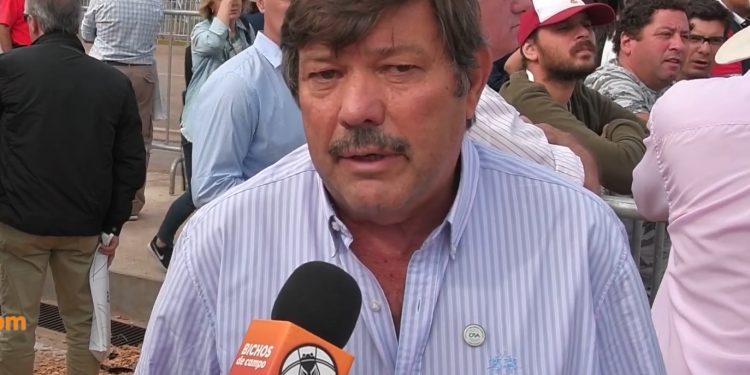 Los emoji del agro: Dardo Chiesa, de CRA, está 😬 porque el año vendrá complicado