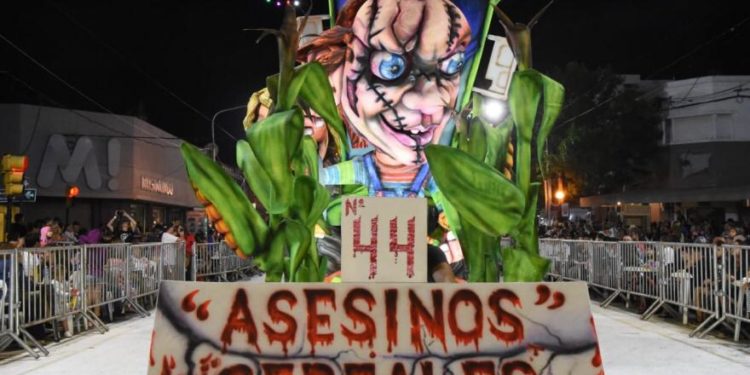 ¡Asesinos cereales!: La carroza de carnaval que puso en evidencia la extrema susceptibilidad que reina en el agro