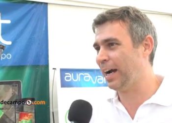 Los emoji del agro: Leandro Sabignoso, de Auravant, está 😌 y 😍