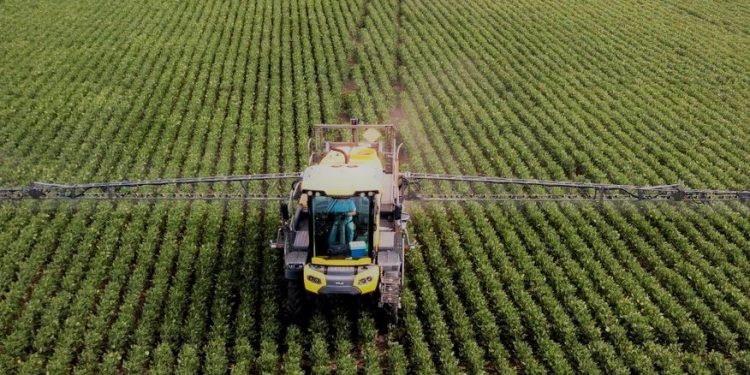 En Brasil facilitan el registro de agroquímicos y obligan a los aplicadores a capacitarse