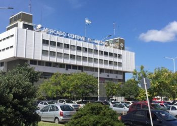 El aguantadero de Moreno ya fue: Con horarios fijos, el Mercado Central quiere volver a funcionar como un mercado