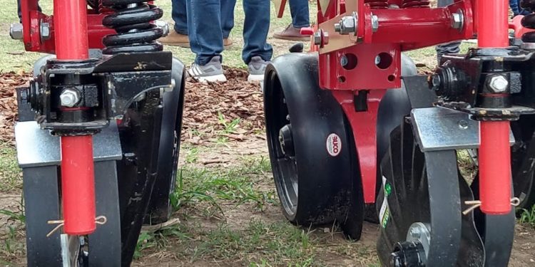 Pasó Expoagro y las fábricas siguen esperando créditos para reactivar las ventas de maquinaria agrícola