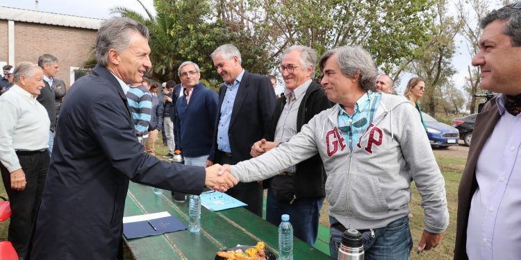 El día que le dijeron a Macri que uno de los principales problemas del agro es la falta de mercados formales