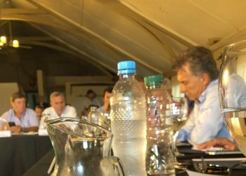 Macri escuchó de cerca que las retenciones de 4 pesos están fulminando a varios sectores