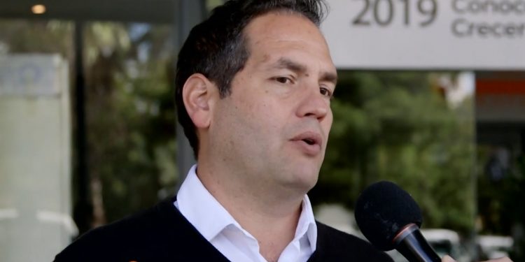 Andrés Méndez: “El mundo va hacia una robotización, para diferenciar planta por planta”