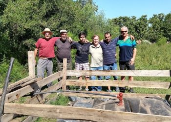 Sabores y saberes: Un grupo de amigos, entre bondiolas caseras y un “matambre al biogás”