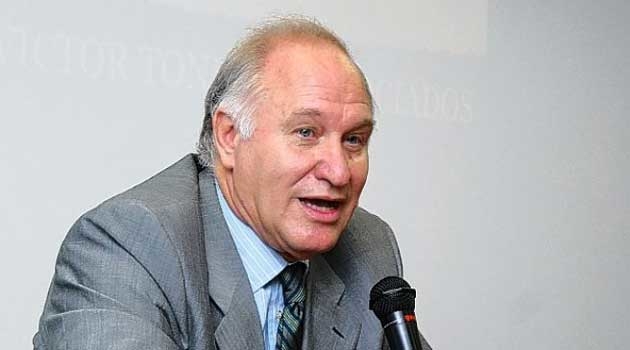 Víctor Tonelli: ” El mercado externo demanda novillos, pero nosotros dejamos de hacerlos hace 12 años”