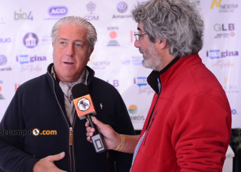 Una cosecha récord en un país con pobreza récord: La explicación del periodista Alejandro Canepa