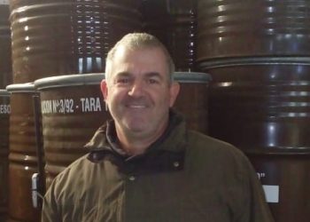 Federico Ezenga: “El que sigue en la apicultura es porque realmente le gusta y no porque gane dinero”