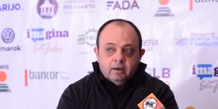 Una cosecha récord en un país con pobreza récord: La explicación del periodista Martín Melo