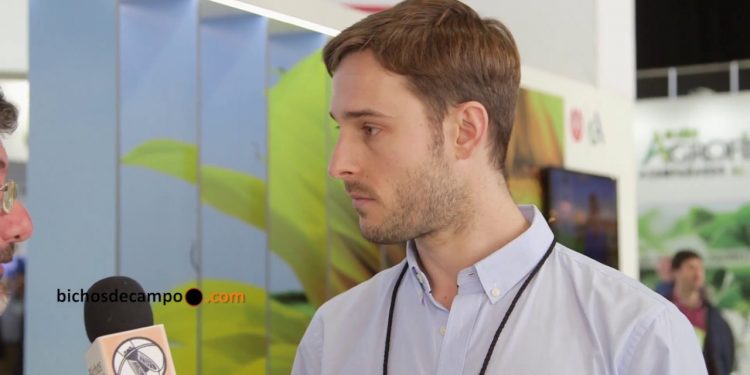 Juan Brihet: “Queremos lograr un anteproyecto de ley que regule el uso de fitosanitarios”