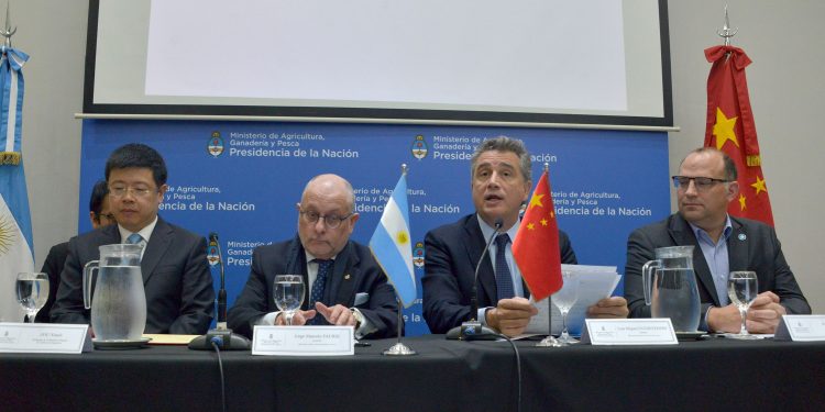 Ni 20 años ni 1.600 millones: Mitos y verdades sobre la reapertura de China a la harina de soja