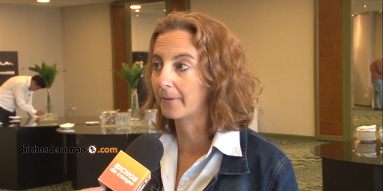 La “profe” Paula tiene un sueño: Trabaja para que los chicos de Las Lajitas recuperen la capacidad de soñar