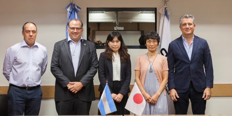 Etchevehere y Negri, con los ojos rasgados de tantas ganas de vender más carne vacuna a Japón