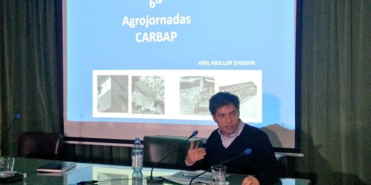 Axel Kicillof puso cara de bueno en Carbap: “Estamos a favor de generar consensos y acuerdos”