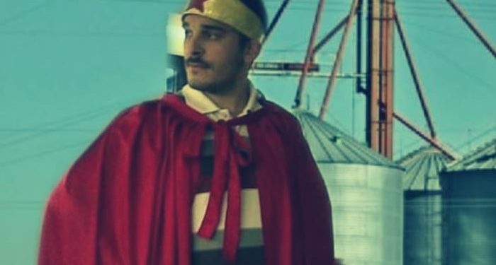 Fratman, un héroe cotidiano que ahora además se dedica a escribir sobre las trampas de la molinería