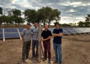 Viejas quimeras que se hacen realidad: Usando la energía del sol se puede extraer agua de hasta 400 metros de profundidad