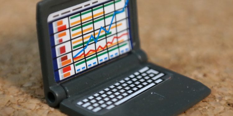 CNA 2018: Solo una de cada tres explotaciones rurales se gestionan usando computadora e internet