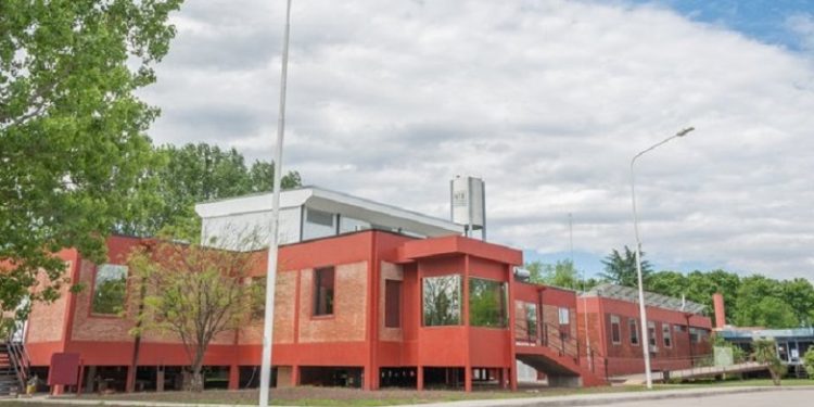 En su predio de Castelar, el INTA inauguró un laboratorio para impulsar empresas de base tecnológica