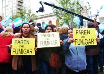 Crónicas Róbadas: “El espanto con micrófono”, o una denuncia de la complicidad mediática de Matías Longoni con el maldito agronegocio