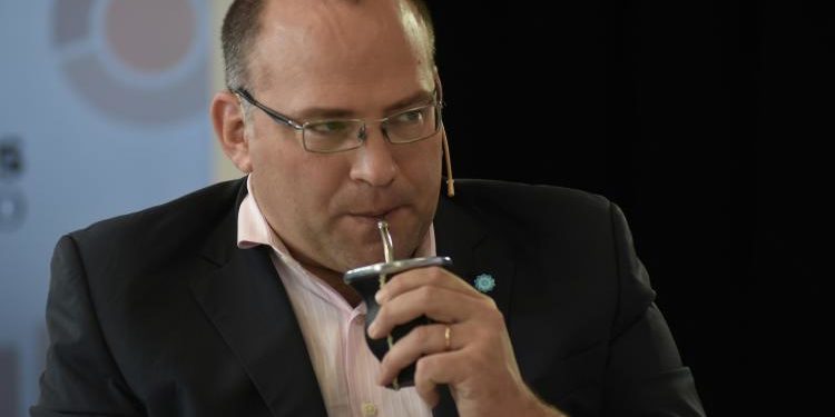 Antes de irse Macri reglamentó la Ley Senasa: Ajustan los requisitos para fundaciones y entes privados dedicados a las luchas sanitarias