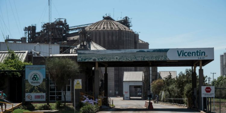 La Bolsa de Rosario intimó a Vicentín a presentar un plan de pagos y la aceitera pidió un poco más de tiempo