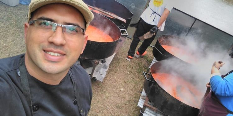 Sabores y saberes: Emilio Ocampo cocina y promueve los productos de su querido Chaco