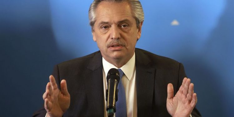 Comenzó el "operativo solidaridad": Cerraron el registro de DJVE en granos y definieron retenciones del 9% para las carnes