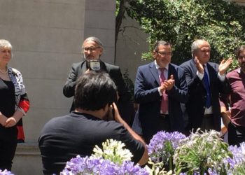 De todo como en botica: El equipo que acompañará a Luis Basterra es un mosaico de la interna del peronismo