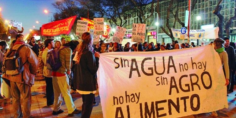 El agro pierde 2 a 0 con la minería: En Mendoza aprobaron una ley que pone en peligro el agua para riego