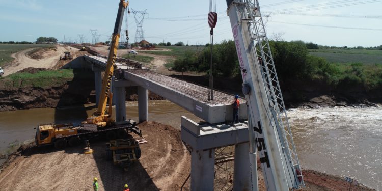 Un puente sobre el Carcaraná, la clave para que los trenes puedan llegar a Timbúes