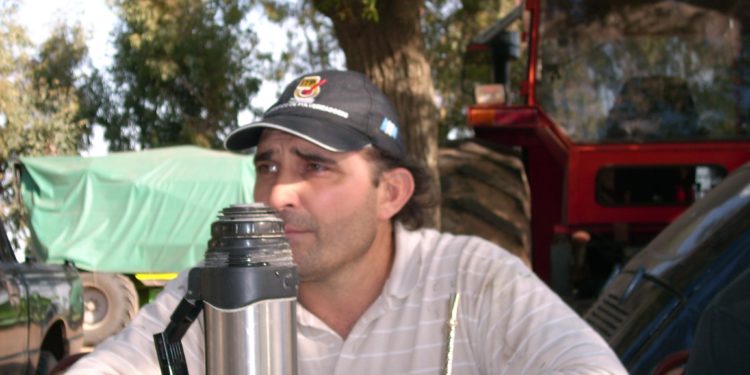 Román Gutiérrez, impulsor del tractorazo en Pergamino:  "Vinieron peor que en 2008 y quieren ver a los productores arrodillados"