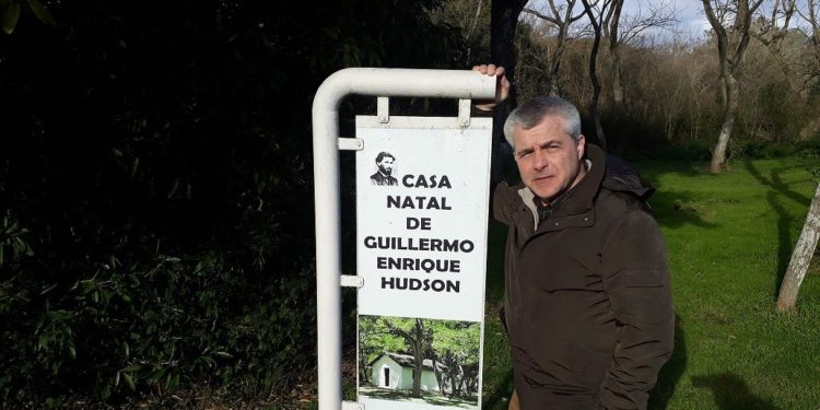 Carlos Fernández Balboa: “Muchos extranjeros creen que todavía tenemos una pampa para galopar sin límites”