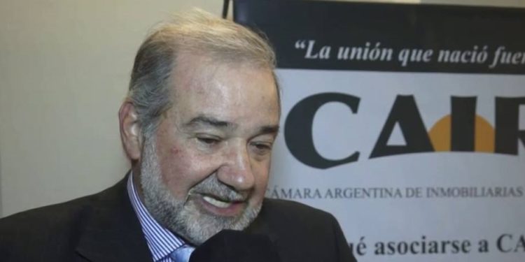 Roberto Frenkel Santillán dice que, con cepo y retenciones, "el precio de los campos cayó un 20%"