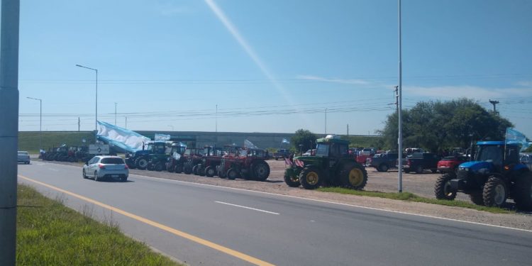 Otra protesta de productores en Córdoba: “Los números no dan en rojo sino en bordó”, denuncian