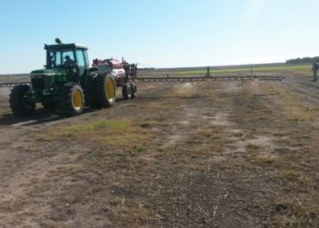 Debate por los agroquímicos en La Pampa: El veterano periodista Esteban Ocerín advierte sobre “la presión de los grupos ambientalistas”