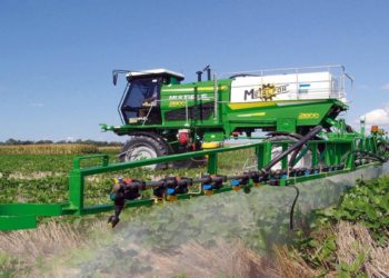 El gobierno de Kicillof creó una comisión para regular sobre agroquímicos: Los productores participarán en una segunda instancia