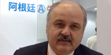 Del cielo al purgatorio: Los exportadores de carne temen por 1.200 contenedores que no se pueden descargar en China