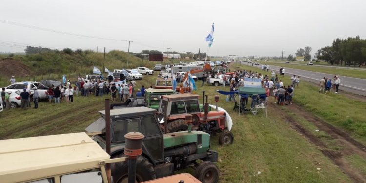 Otra muestra del enojo de los productores en San Nicolás y presión sobre la Mesa de Enlace para que defina una protesta
