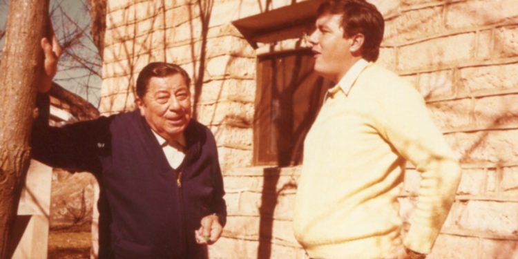 Roberto Chavero es el hijo de Atahualpa Yupanqui y aprendió de él a preguntarse: “¿Quién tú eres?”