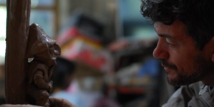 Sabores y saberes: Sacha Haro Galli es ceramista y elabora vino artesanal en Cafayate