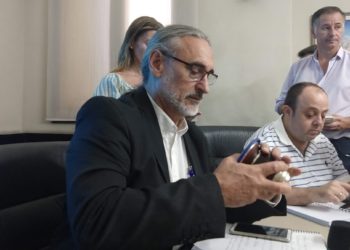 Llegó la cachetada pero no la caricia: Se oficializó la suba de retenciones a la soja pero no las compensaciones