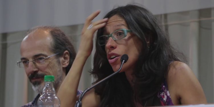 Paula Español, una Moreno devaluada: Pide que le informen precios de la media res y lanza una investigación sobre el mercado de la carne