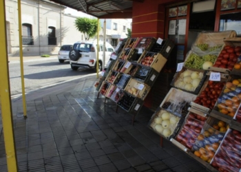 La brecha entre productor y consumidor se achicó bastante, pero el gobierno culpa a los intermediarios