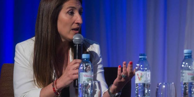 AgroPeriodistas: En Mendoza se pudo cosechar la uva, pero Soledad González nos advierte que la suerte del vino dependerá de que se reactiven las ventas