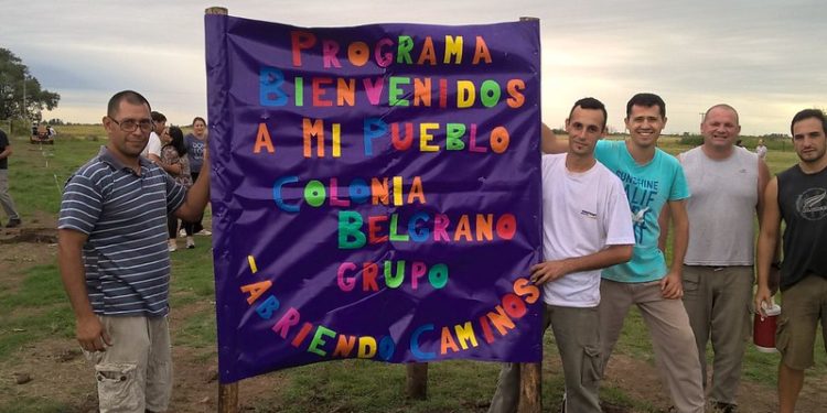 Avanza un plan para repoblar los pueblos con gente que quiere escapar de las ciudades